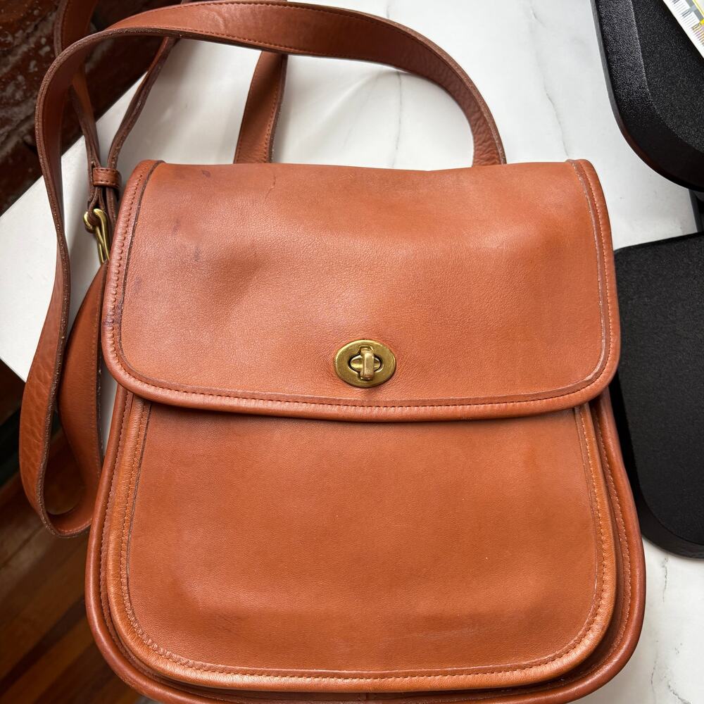 Vintage Coach Large Sidepack 9979 in British Tan Made in the United States - Picture 5 of 15